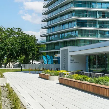 Your Holidays Waves D648 Z Widokiem Na Morze *